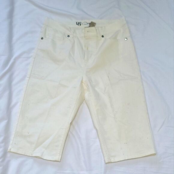 NWT, DG2 Women's Capris Jeans Pants - Picture 1 of 6